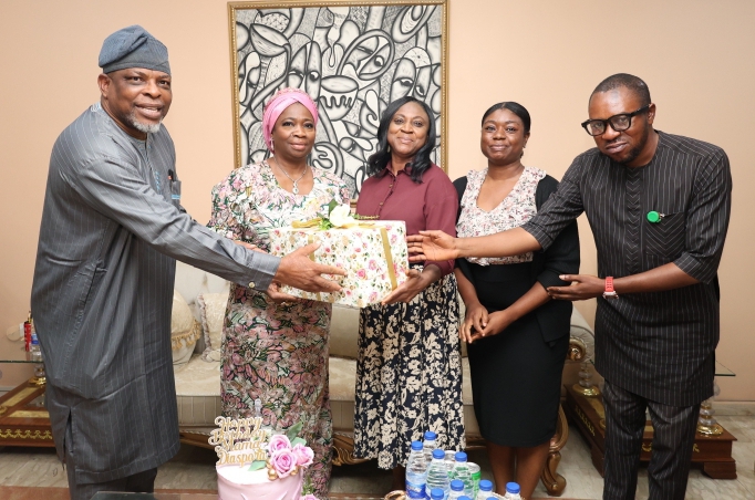 NiDCOM Staff Celebrate Abike Dabiri-Erewa on Birthday with Gifts, Heartfelt Gestures